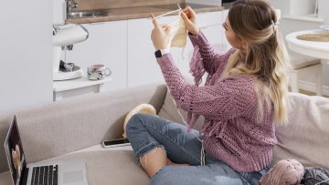 Mid-century modern w praktyce – jakie kolory, proporcje i formy są naprawdę zgodne z epoką?